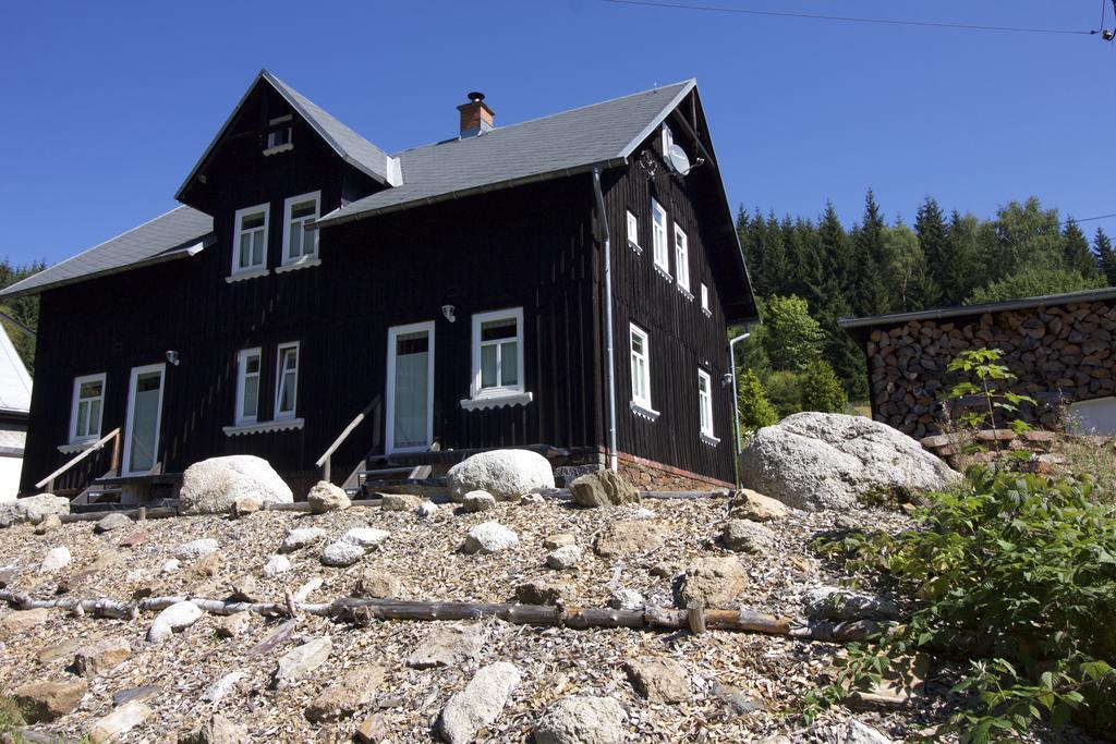 Ferienhaus Anno Dazumal, Wie Zu Oma'S Zeiten Apartment Klingenthal Exterior foto